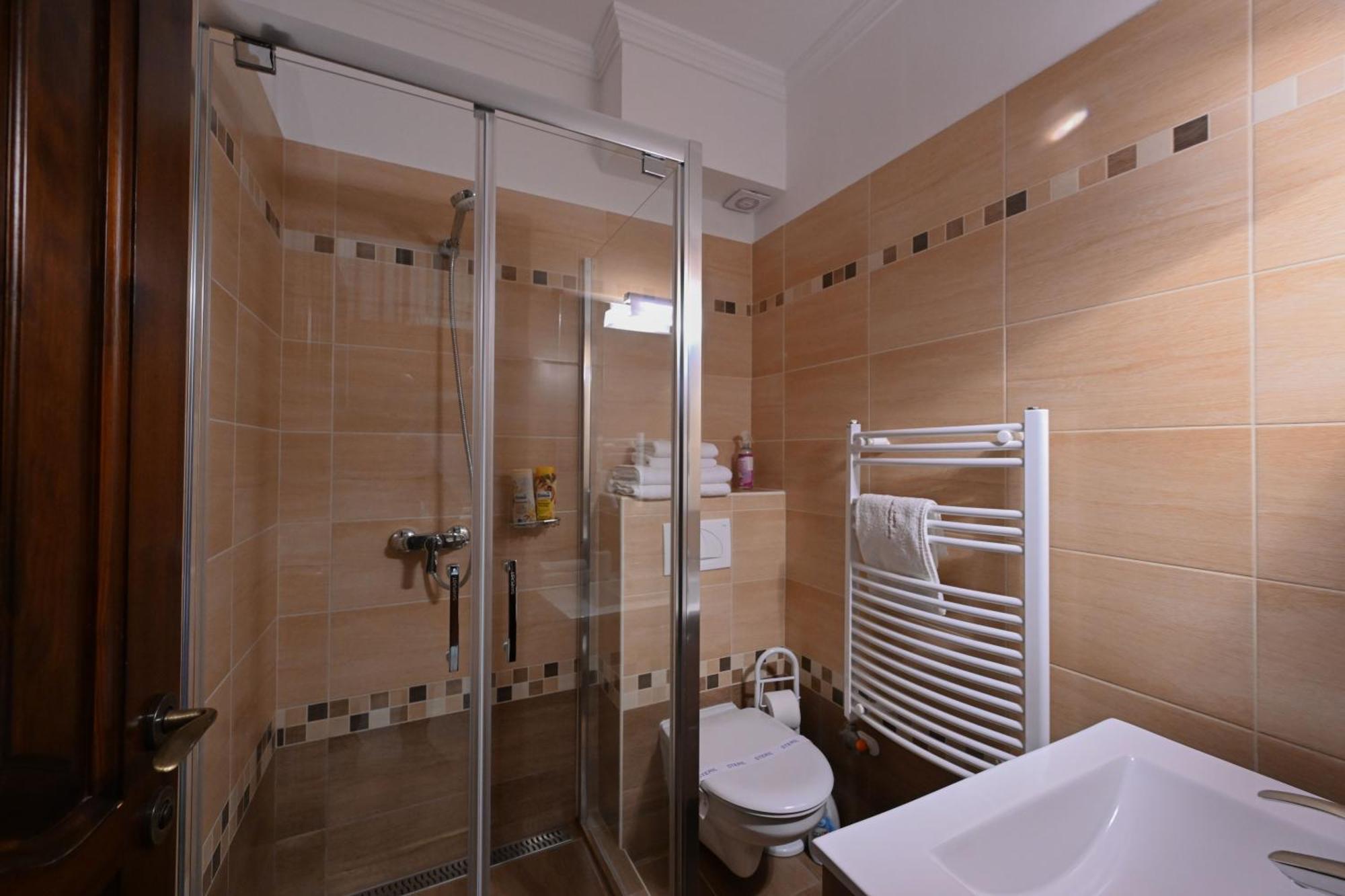 Rajna Villabridge&Spa Bogács 外观 照片