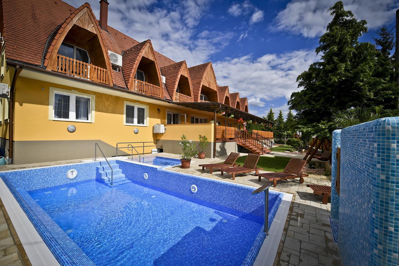 Rajna Villabridge&Spa Bogács 外观 照片